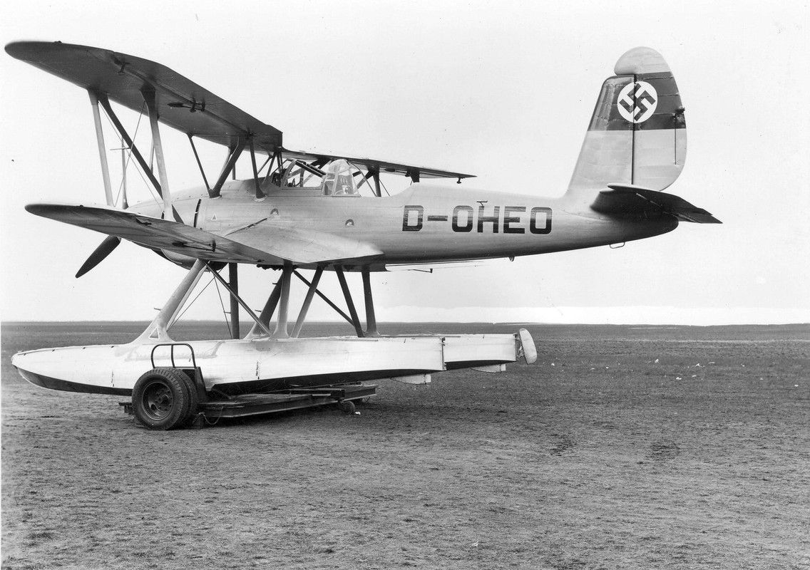 Cyber A�ro Breton - ARADO AR 95