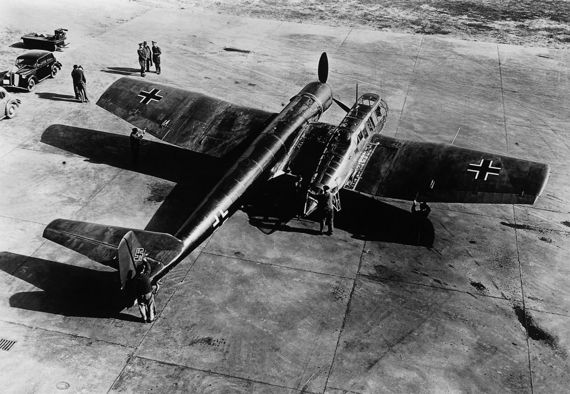 Cyber A�ro Breton - BLOHM UND VOSS BV 141