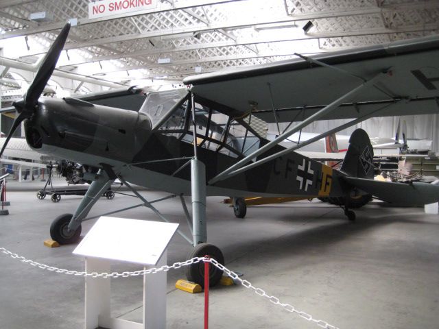 Cyber A�ro Breton - FIESELER FI 156 C-2 STORCH