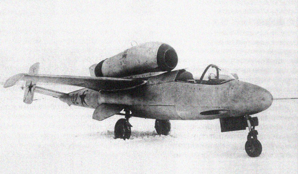 Cyber A�ro Breton - HEINKEL HE 162 A-2 SALAMANDER