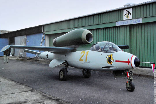 Cyber A�ro Breton - HEINKEL HE 162 A-3 SALAMANDER