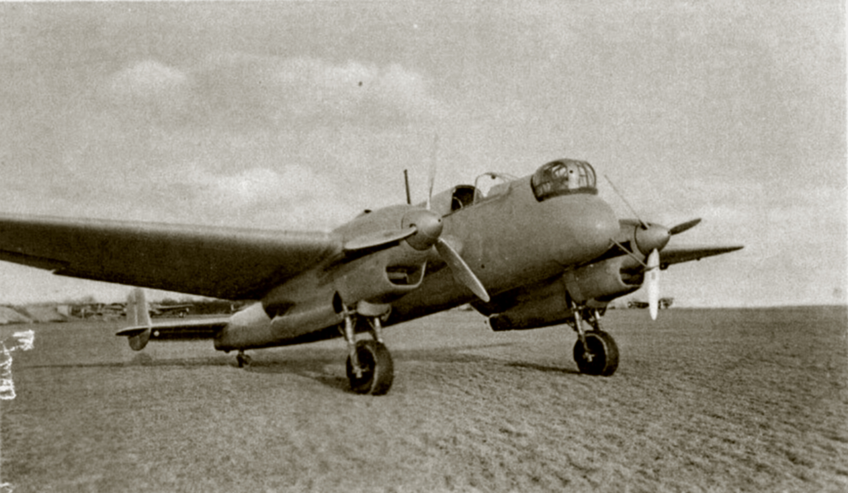Cyber A�ro Breton - HENSCHEL HS 124