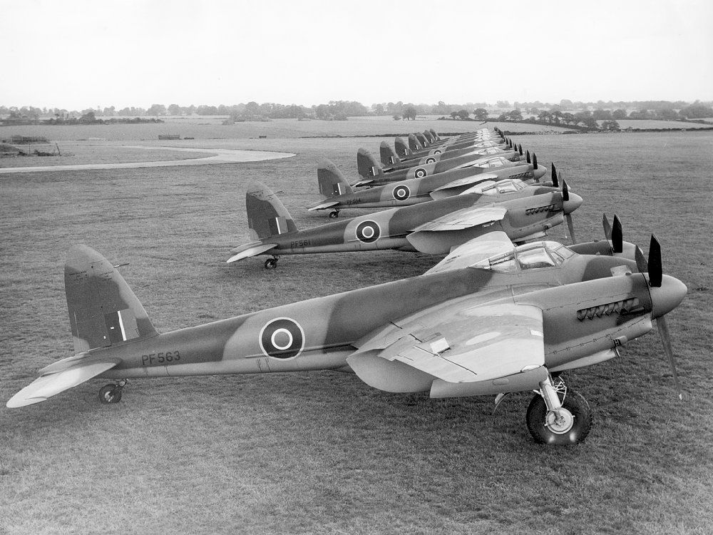 Cyber A�ro Breton - DE HAVILLAND MOSQUITO B MK IV S�RIE II