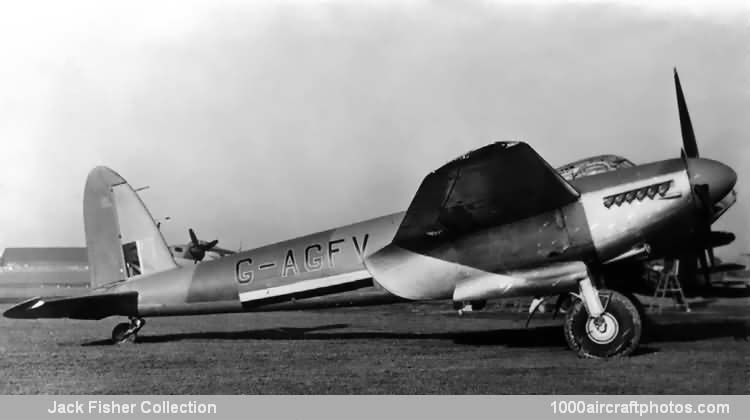 Cyber A�ro Breton - DE HAVILLAND MOSQUITO FB MK IV S�RIE I