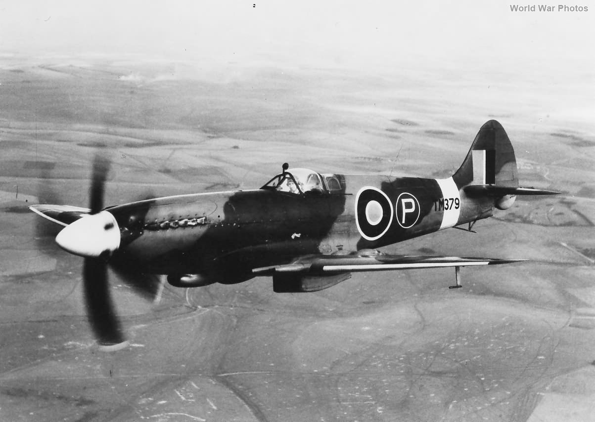 Cyber A�ro Breton - SUPERMARINE SEAFIRE F-45