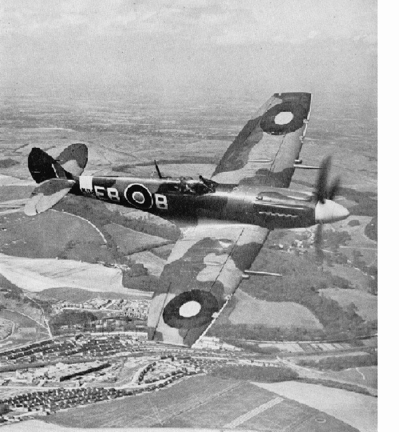 Cyber A�ro Breton - SUPERMARINE SPITFIRE MK XII