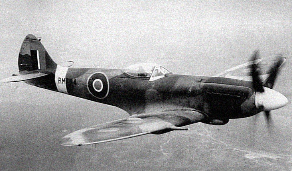 Cyber A�ro Breton - SUPERMARINE SPITFIRE F MK XIV E
