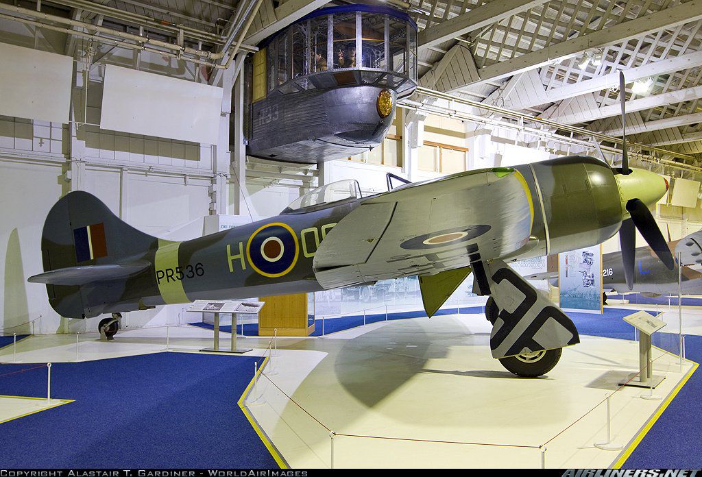 Cyber A�ro Breton - HAWKER TEMPEST