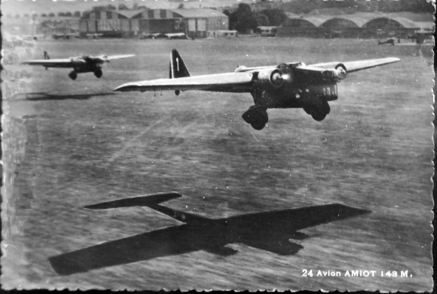 Cyber A�ro Breton - AMIOT 143M