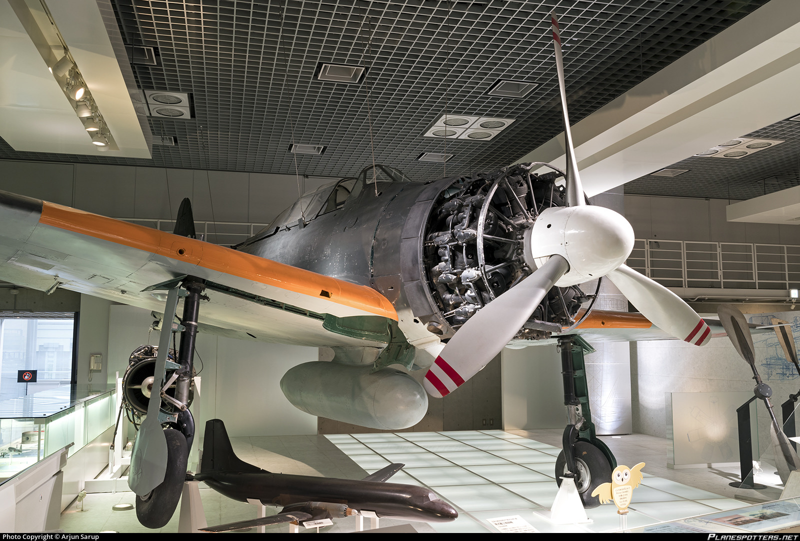 Cyber A�ro Breton - MITSUBISHI A6M2-B ZERO ZEKE