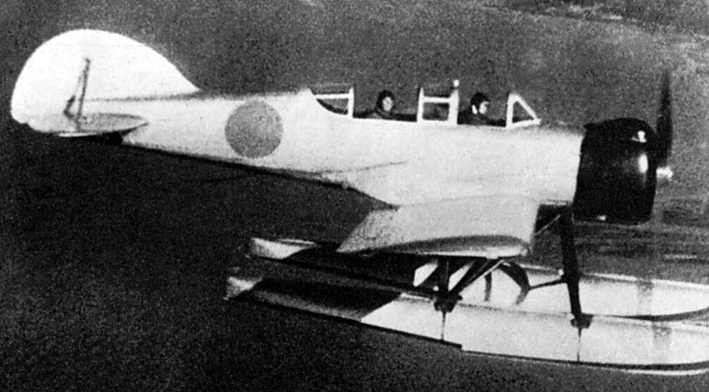 Cyber A�ro Breton - YOKOSUKA E14Y GLEN