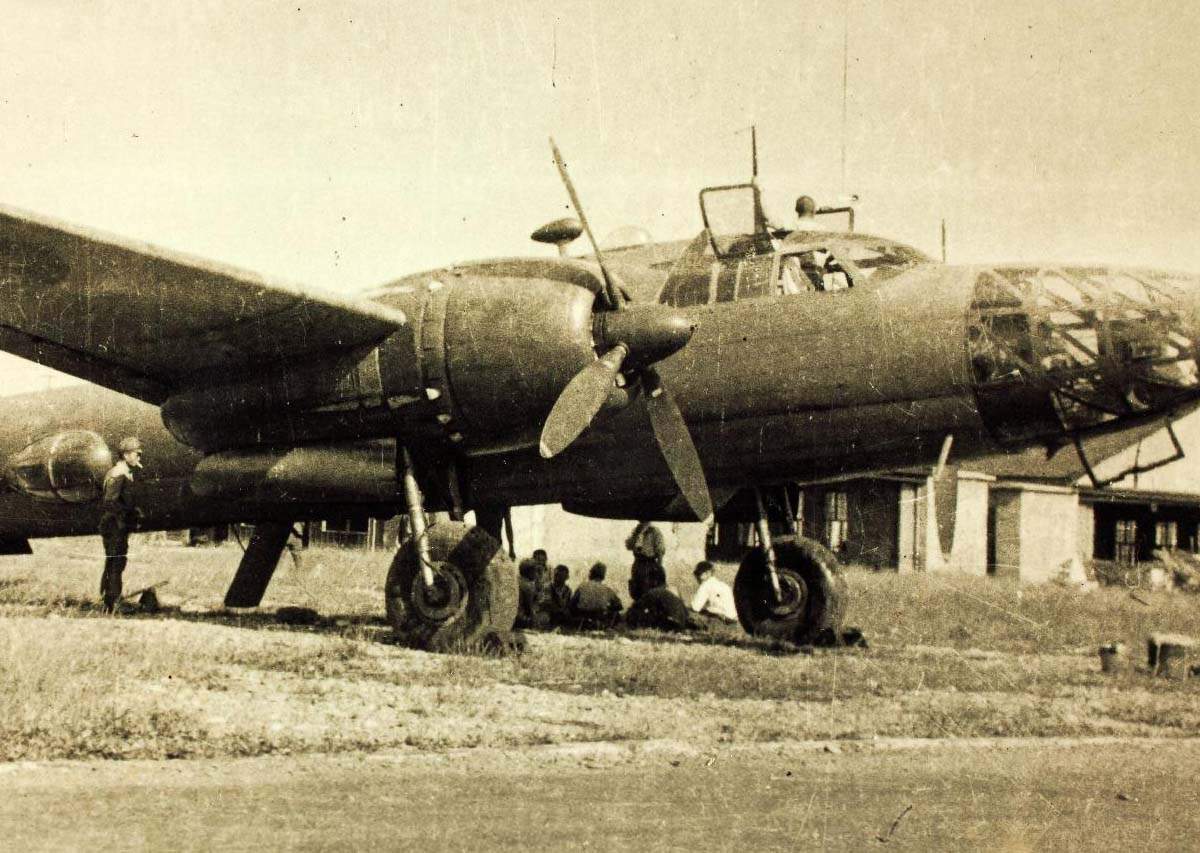 Cyber A�ro Breton - MITSUBISHI KI.67 HIRYU PEGGY