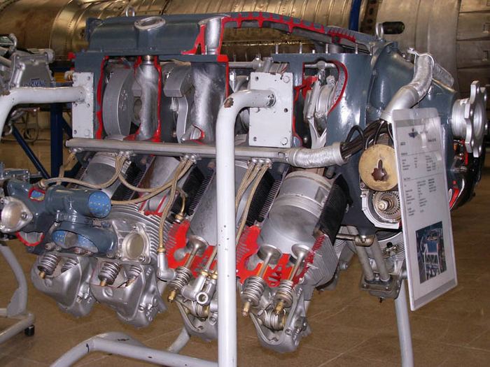 Cyber A�ro Breton - Argus As 10C Serie 1