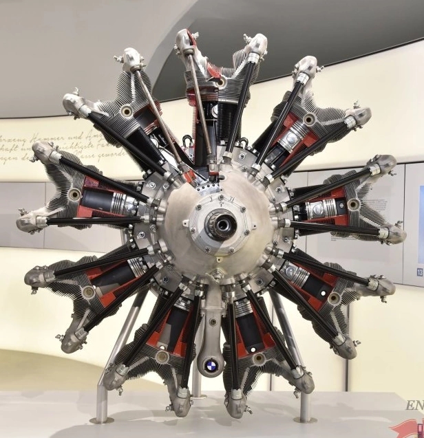 Cyber A�ro Breton - BMW 132H