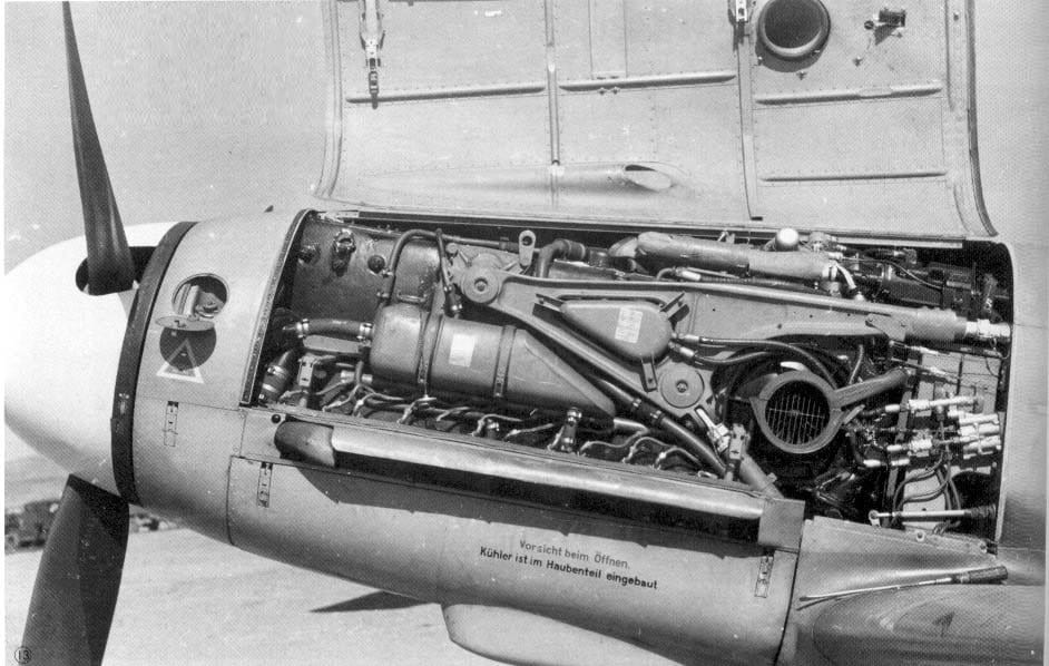 Cyber A�ro Breton - Daimler-Benz DB 601E