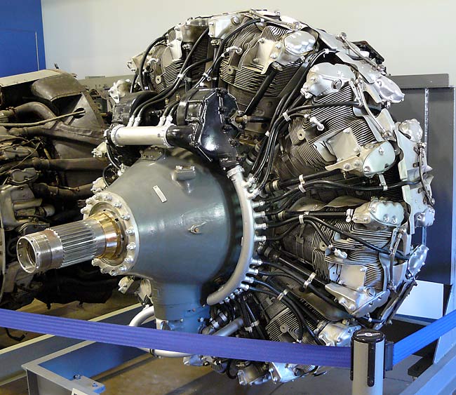 Cyber A�ro Breton - Wright Cyclone R-3350-23