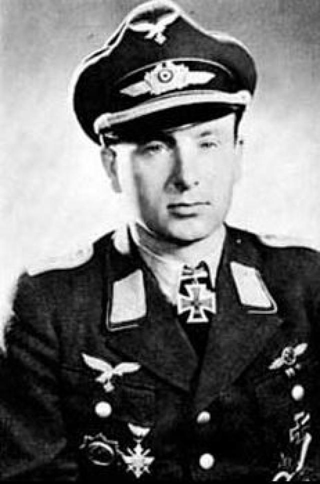 Cyber A�ro Breton - walter brandt