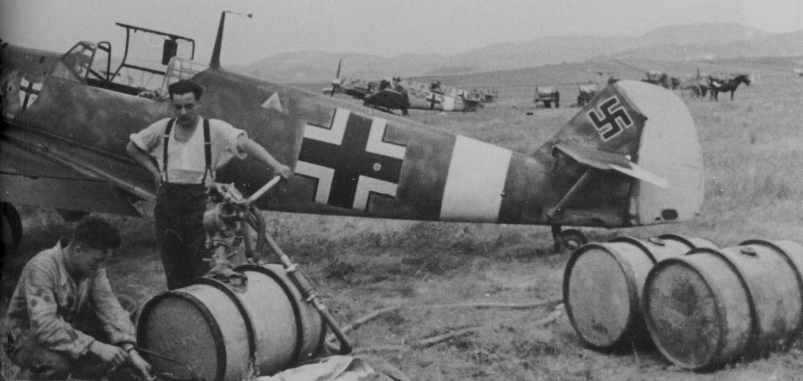 Cyber A�ro Breton - CI-FE ME109E_4