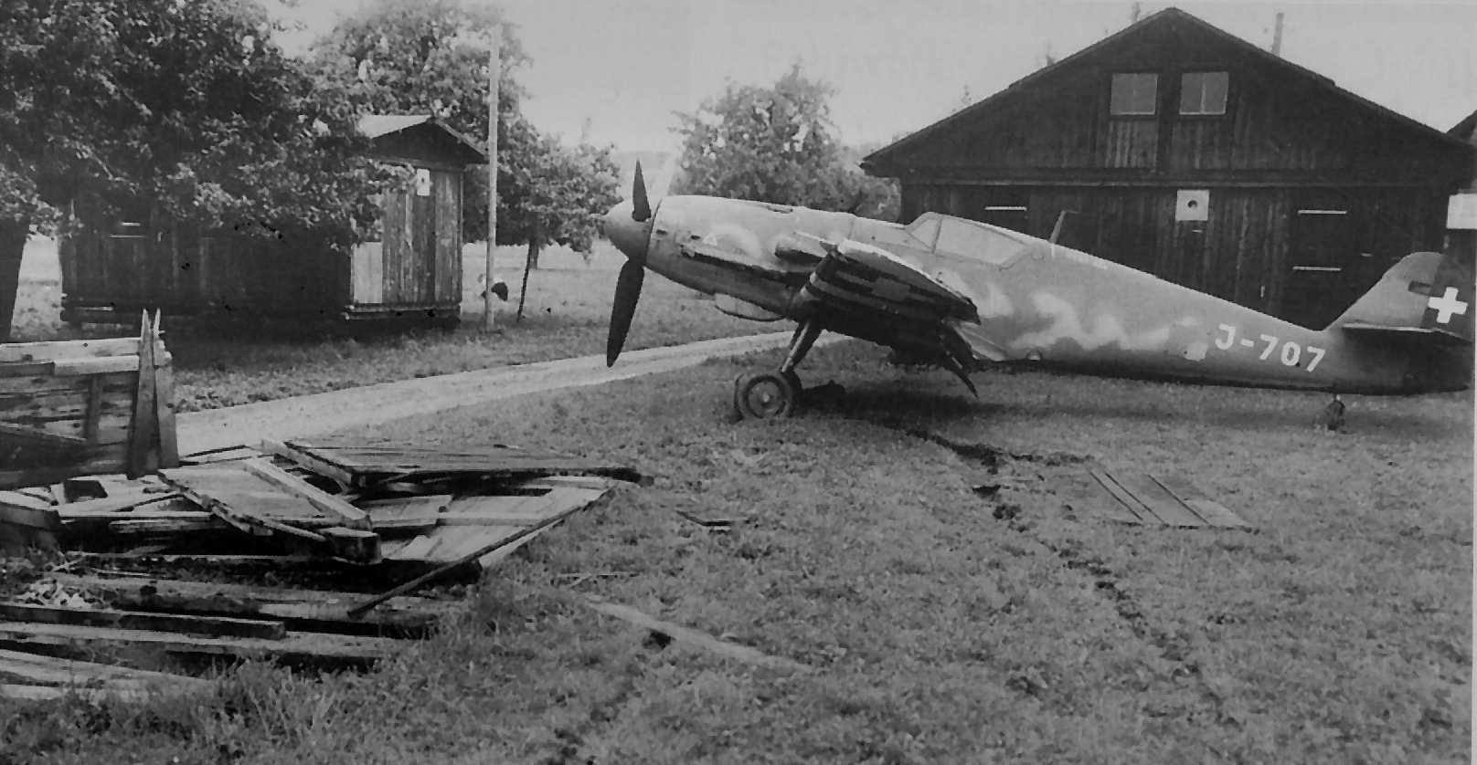 Cyber A�ro Breton - NF-FE ME109G