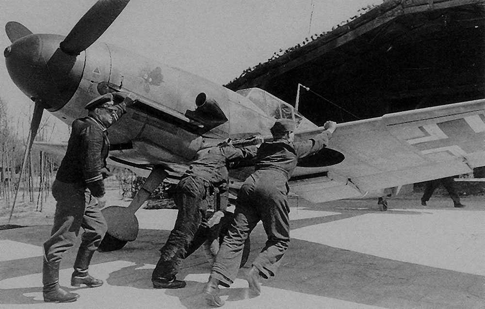Cyber A�ro Breton - NK-KI ME109F