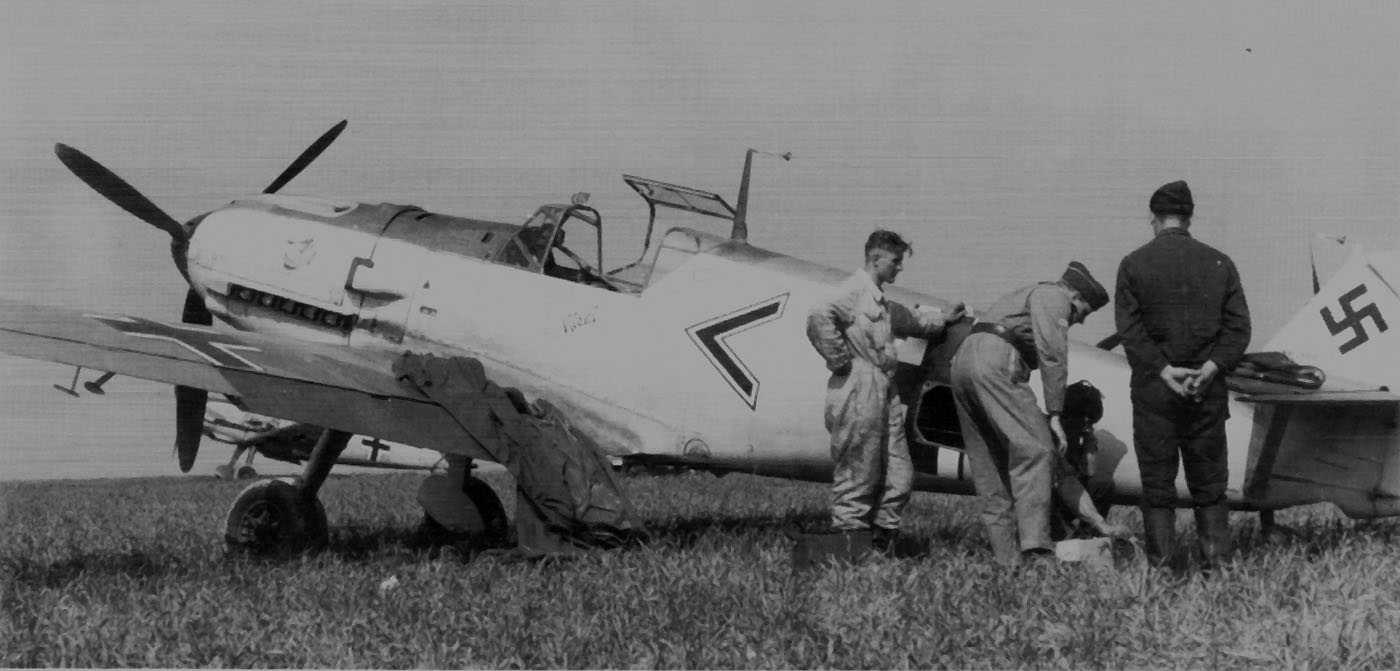 Cyber A�ro Breton - PT-AF ME109E