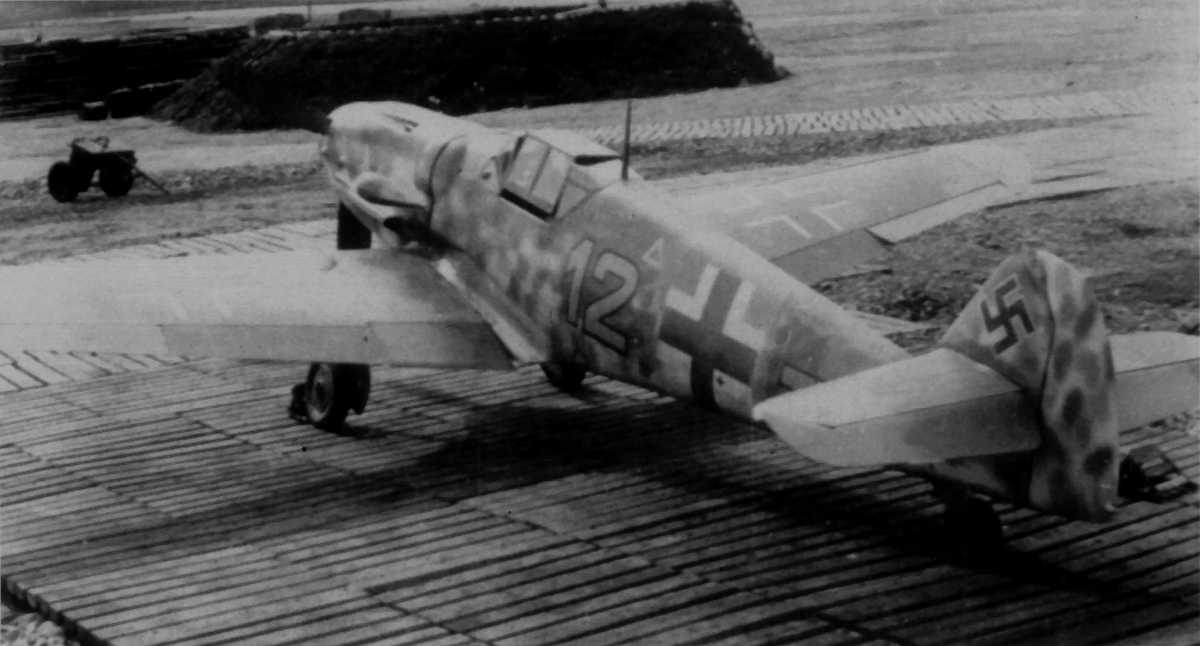 Cyber A�ro Breton - RI-BB ME109G