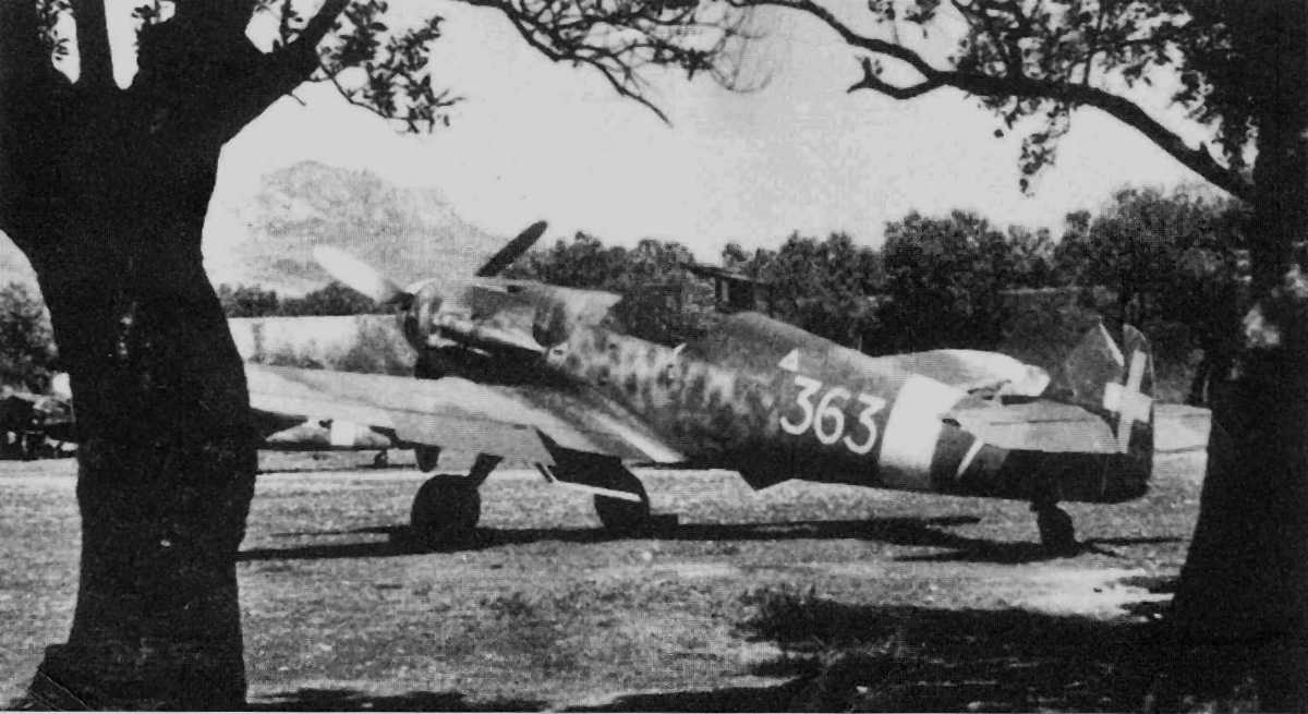 Cyber A�ro Breton - SQ-JK ME109G_6