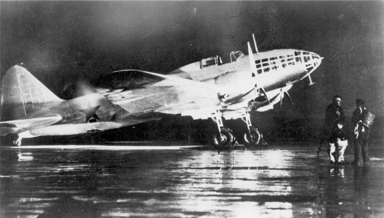 Cyber A�ro Breton - ILIOUCHINE DB-3