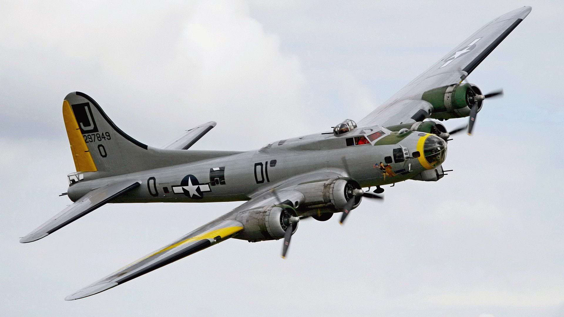 Cyber A�ro Breton - BOEING B-17 SUPERFORTERESSE VOLANTE