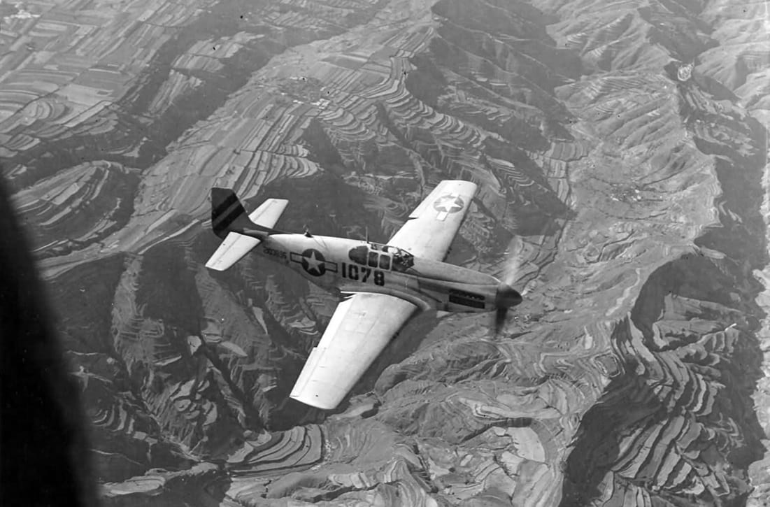 Cyber A�ro Breton - NORTH AMERICAN P-51C MUSTANG