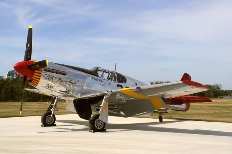 Cyber A�ro Breton - NORTH AMERICAN P-51C-10 MUSTANG