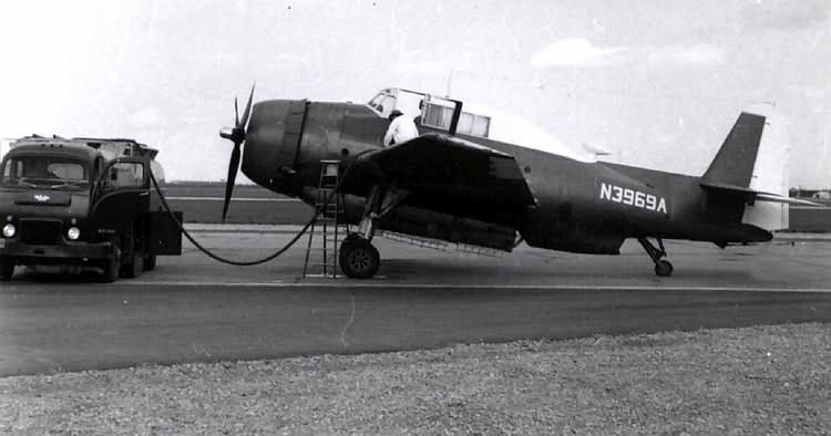Cyber A�ro Breton - GRUMMAN TBM-1C AVENGER EASTERN